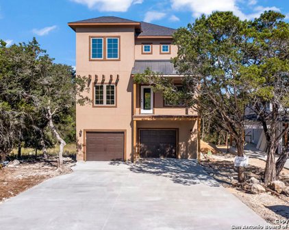 1216 Canyon Lake Dr, Canyon Lake