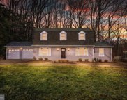 2016 Carrhill Rd, Vienna image