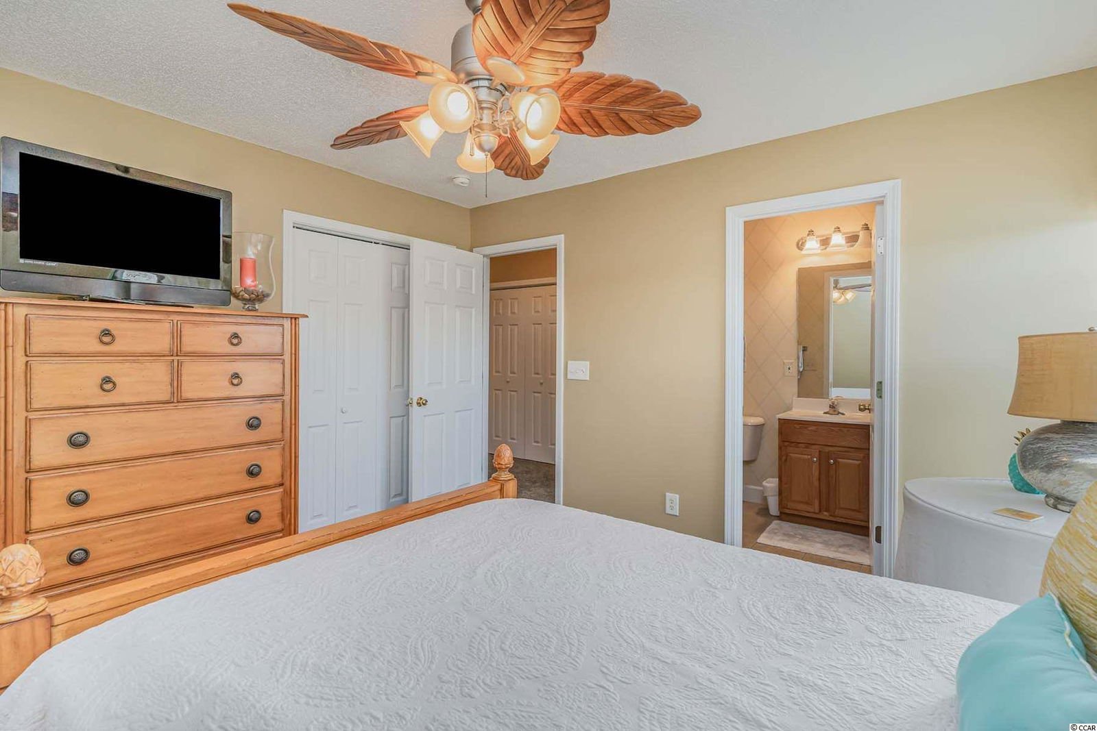MLS 2123373 TANGLEWOOD AT BAREFOOT RESORT 6095 Catalina Dr. Unit 2112