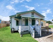 2025 Victory Avenue, Galveston image