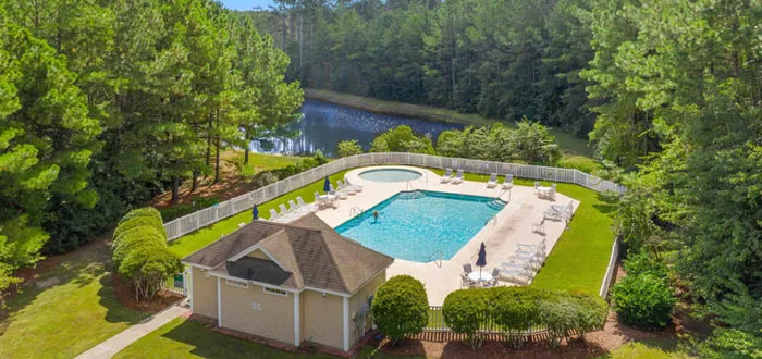 Pool at Wakefield in Longs