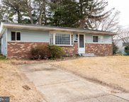 535 Oxford Dr, Maple Shade image