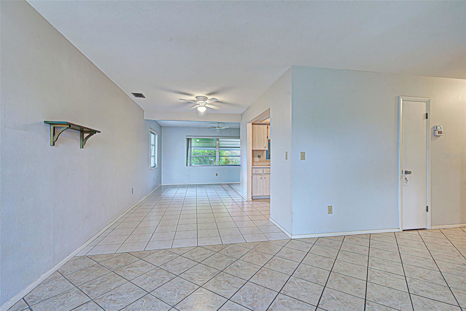 1022 Beach Manor Center Unit 30, Venice, Venice Island, FL 34285