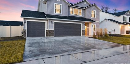 674 S Queens Dr., Nampa