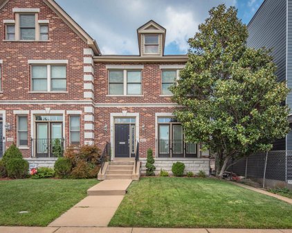 4213 Olive  Street, St Louis
