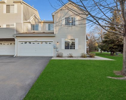 17610 Hackberry Court, Eden Prairie
