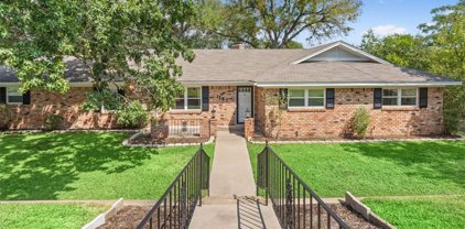 1147 Redondo  Drive, Woodway