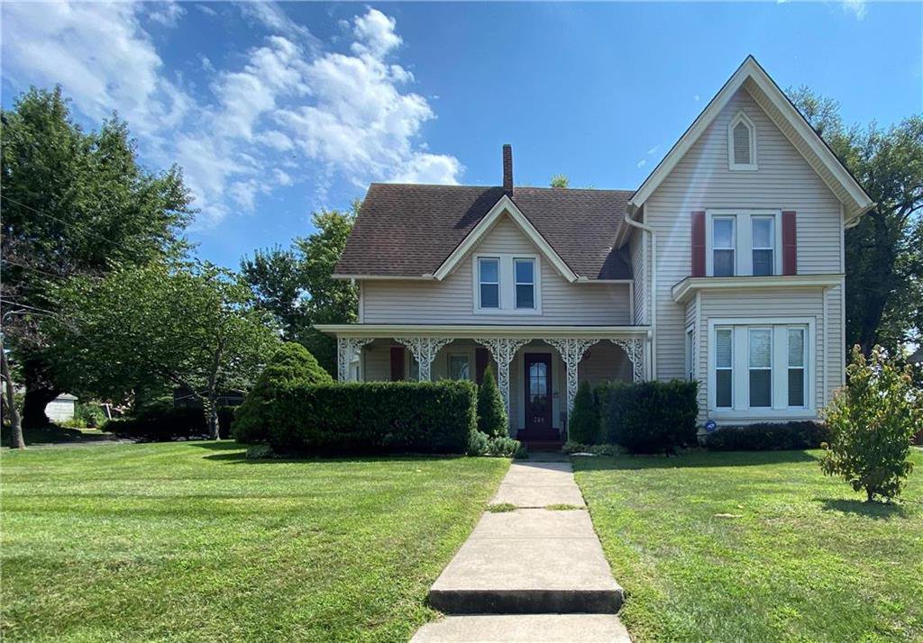 204 Grover Street, Warrensburg, 64093
