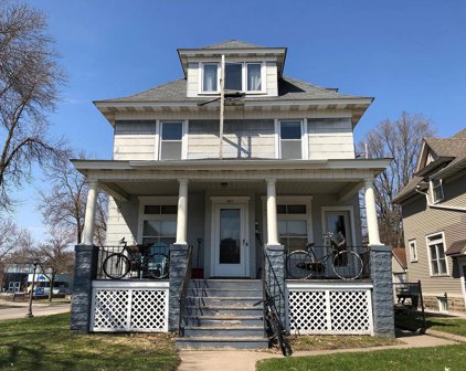 803 Snelling Avenue N, Saint Paul