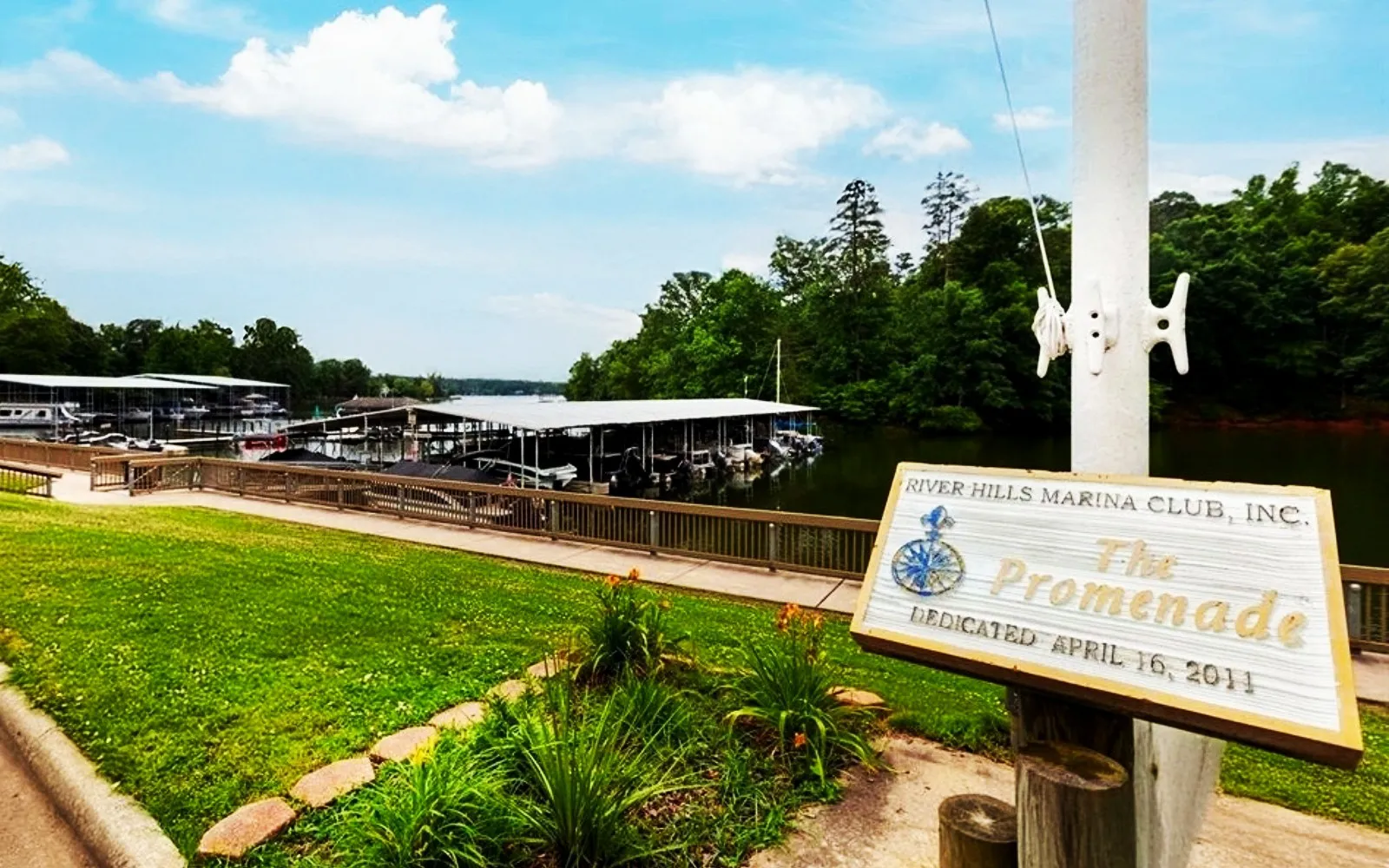 River Hills Marina on Lake Wylie South Carolina