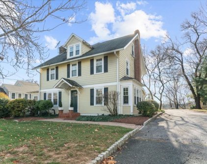 34 Church St, Bernards Twp.