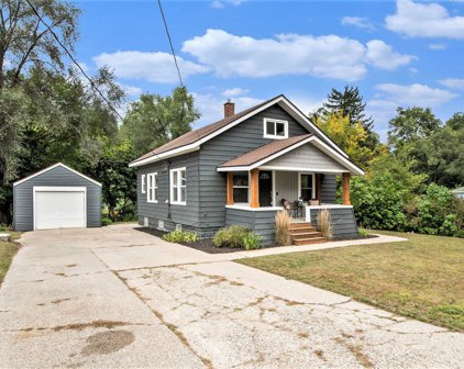 1631 Richmond Street NW, Grand Rapids