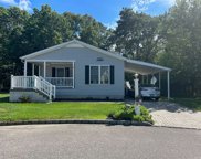 1661-524 Old Country Road, Riverhead image