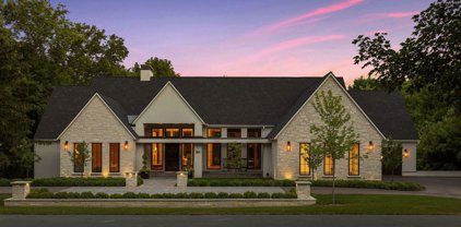 184 Westwood Lane, Wayzata