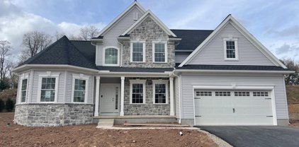 5345 Wilshire Road, Harrisburg