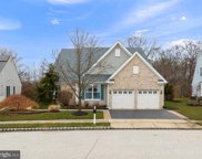 7 Sunflower Ct, Marlton image