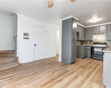 1602 N King Street Unit D4, Santa Ana