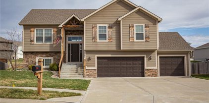 1404 NE 182nd Street, Smithville