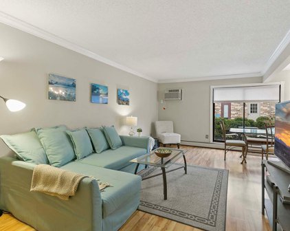 4560 Cedar Lake Road S Unit #3, Saint Louis Park