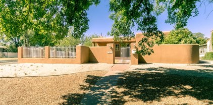 1011 Ridgecrest Drive SE, Albuquerque