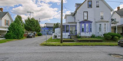 364 Spruce St, Steelton