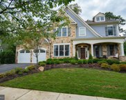 404 Surrey  Se Lane SE, Vienna image