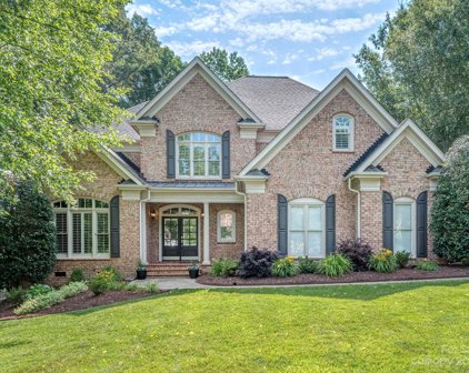 9113 Whispering Wind  Drive, Charlotte