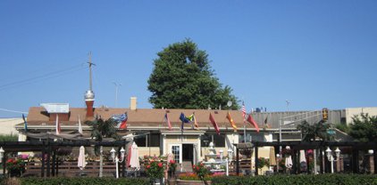 9845 Lawrence Avenue, Schiller Park