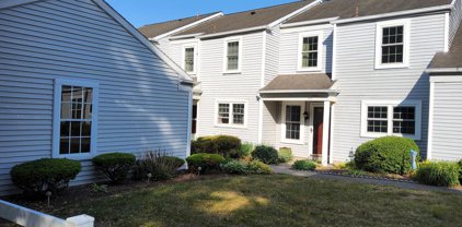 717 Cambridge Ct, Palmyra