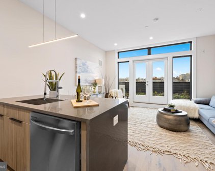 2238 Ontario Rd Nw Unit #8, Washington