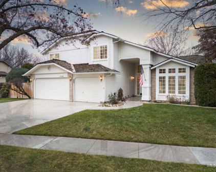 7766 W Bearcreek Ct, Boise