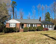 400 Western Boulevard, Lexington image