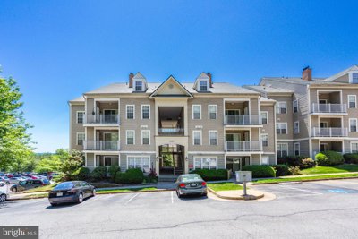 Summerhouse Condos for Sale - Woodbridge VA