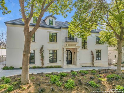 212 E. Wildwood, San Antonio