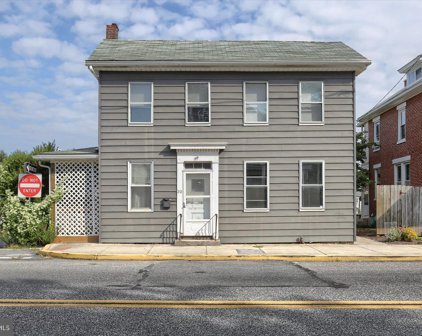 20 W Simpson St, Mechanicsburg