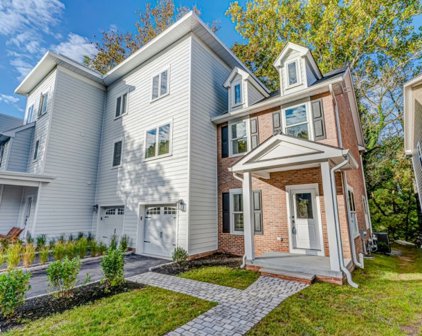 77 Wilson St, Lambertville City