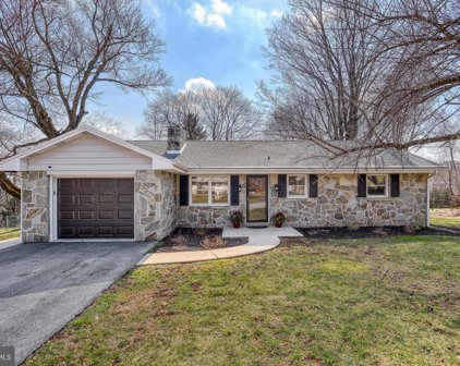 48 Valley Rd, Hummelstown