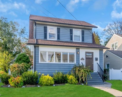 149 Franklin Ter, Maplewood Twp.