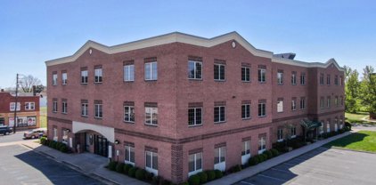 627 Race St, Cambridge