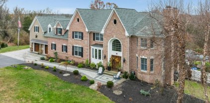 8 Grist Mill Rd, Readington Twp.