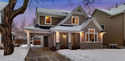 128 Broadway Avenue N, Wayzata