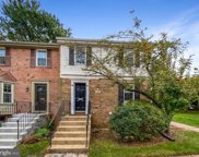 9689 Lindenbrook St, Fairfax image