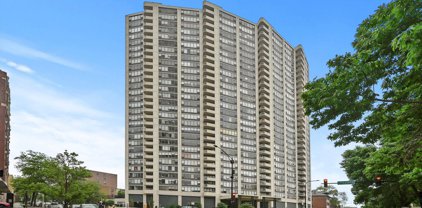 3930 N Pine Grove Avenue Unit #610, Chicago