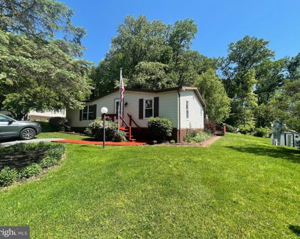 7 Summer Dr, Elizabethtown