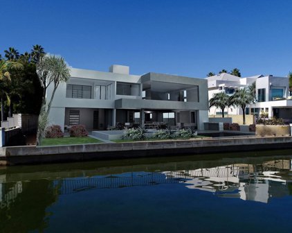 7 Spinnaker Way Unit #716, Coronado