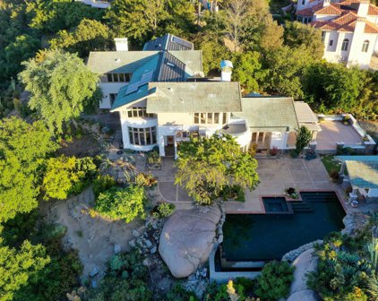 9787 Crystal Ridge Dr, Escondido