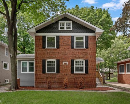 834 N Harlem Avenue, River Forest