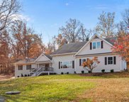 10155 John S Mosby Hwy, Upperville image
