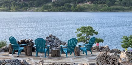 2146 Canyon Lake Dr, Canyon Lake