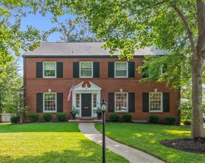 32 Sussex  Drive, Brentwood